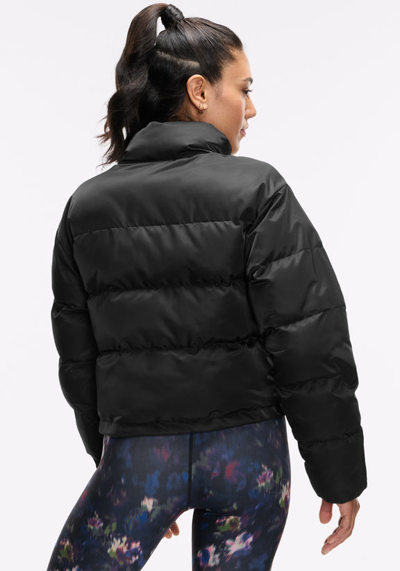 Peloton buying x Lole packabke puffer jacket