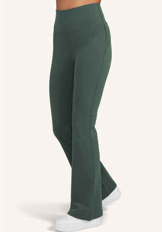 Groove Super-High-Rise Flared Pant